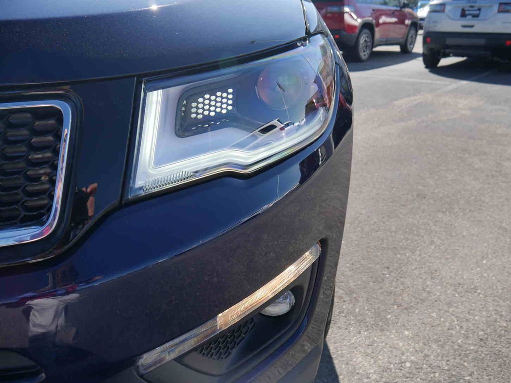 Used 2019 Jeep Compass Latitude w/ Popular Equipment Group image 25