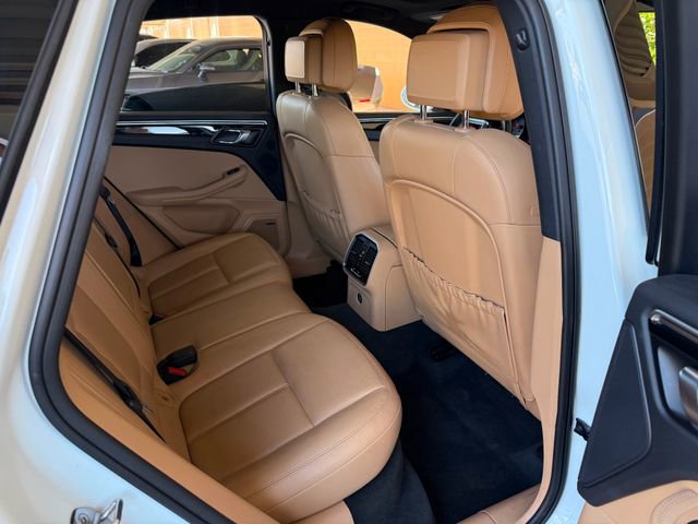 Used 2018 Porsche Macan S AWD/4WD image 31