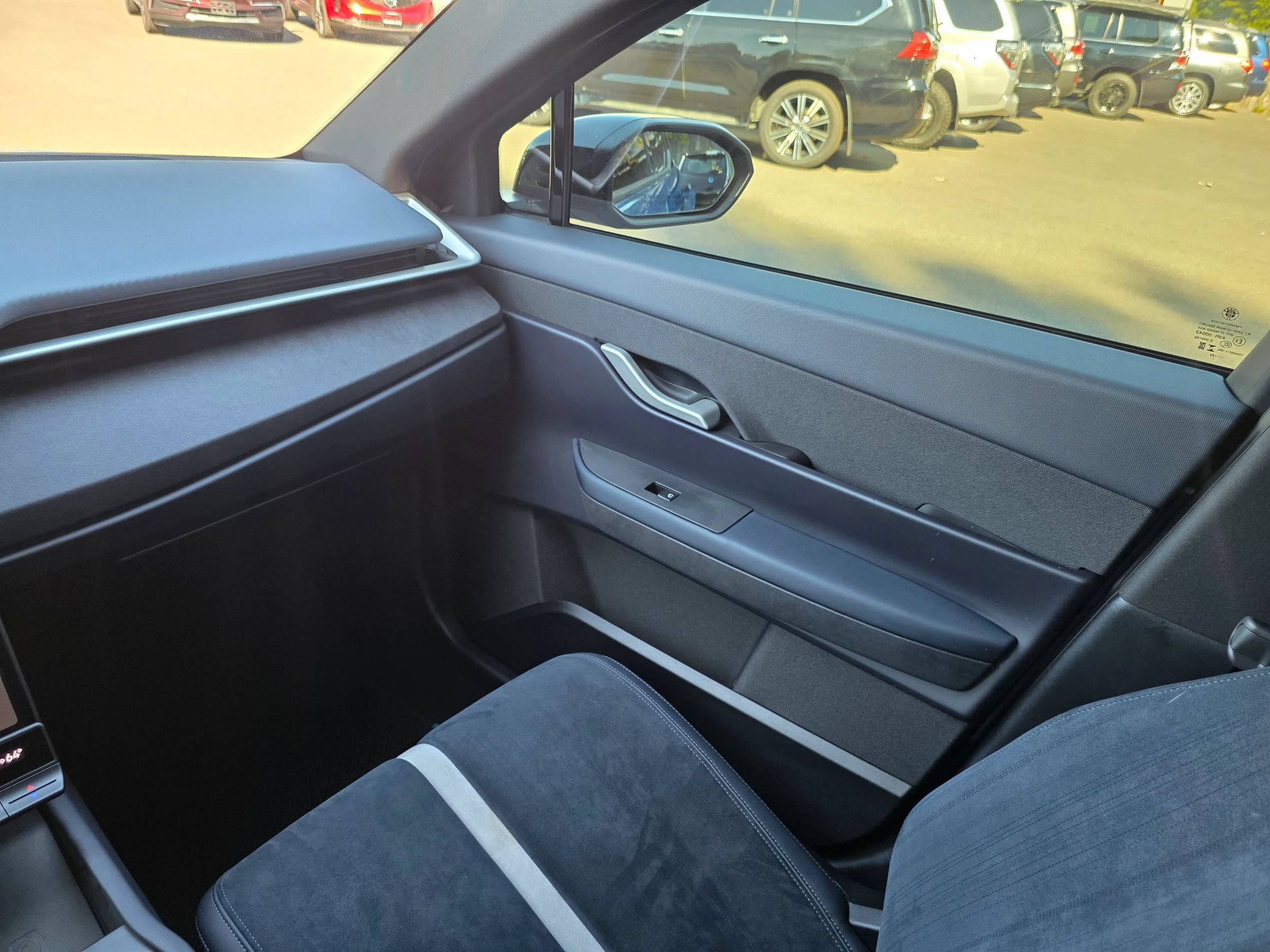 Used 2023 Fisker Ocean One AWD/4WD image 36