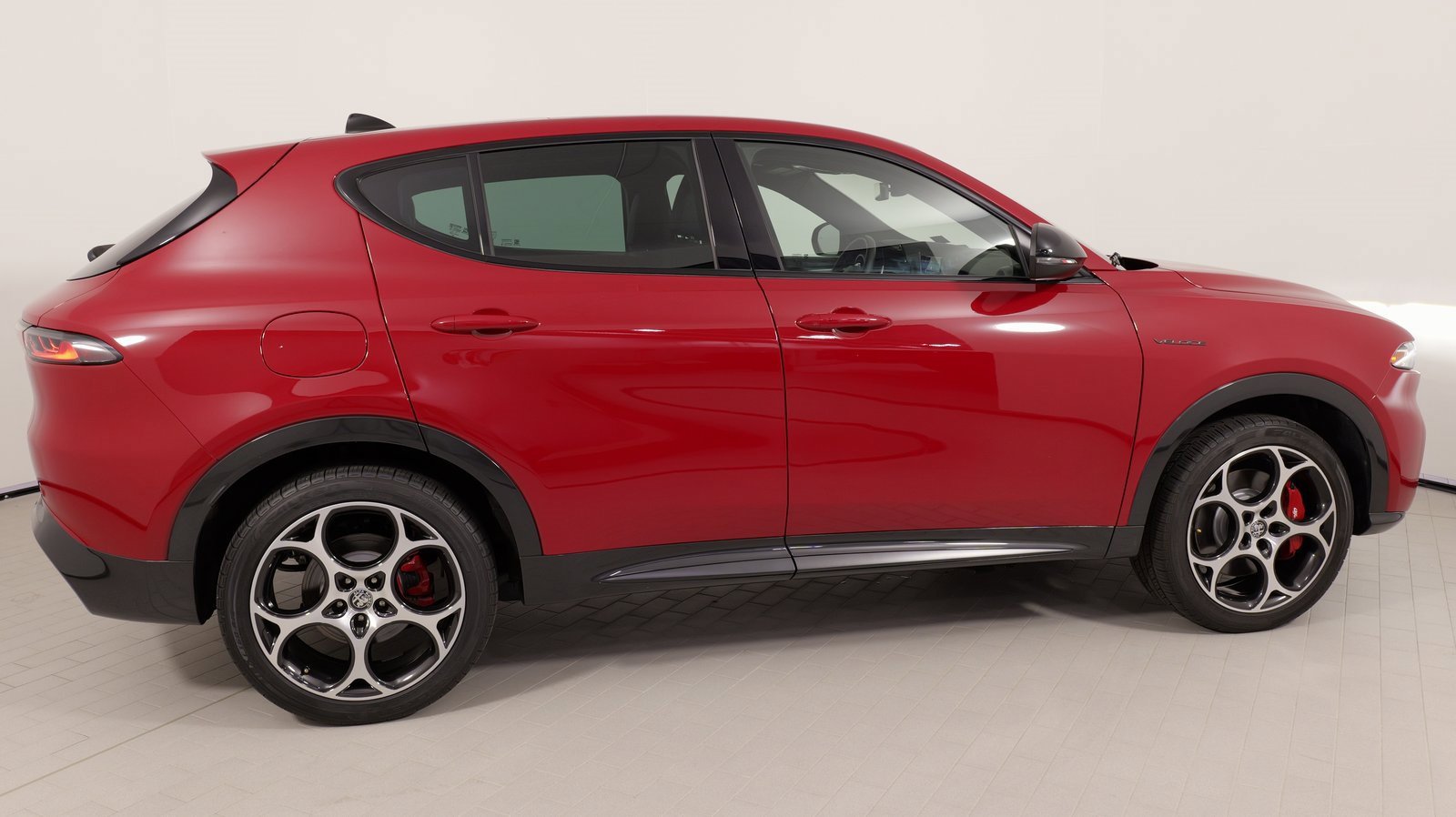 Used 2024 Alfa Romeo Tonale Veloce image 27