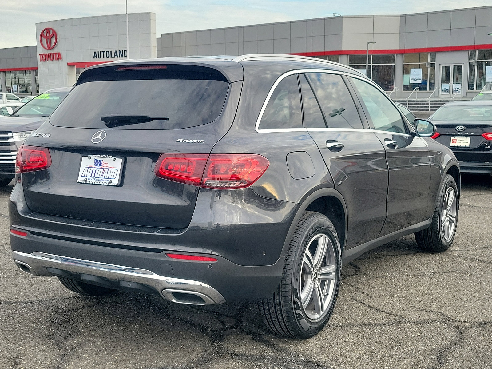 Used 2022 Mercedes-Benz GLC 300 4MATIC image 6