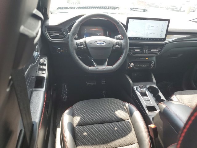 Used 2023 Ford Escape ST-Line w/ Tech Pack #1 AWD/4WD image 12