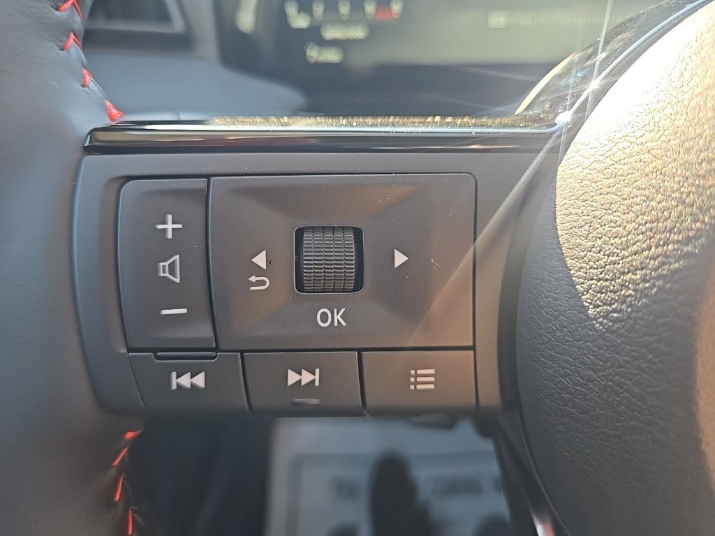 New 2026 Nissan Kicks SR w/ SR Premium Package AWD/4WD image 15
