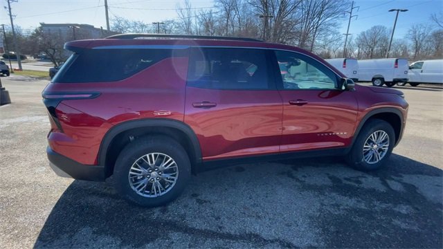 New 2026 Chevrolet Traverse LT w/ Driver Confidence Package image 2