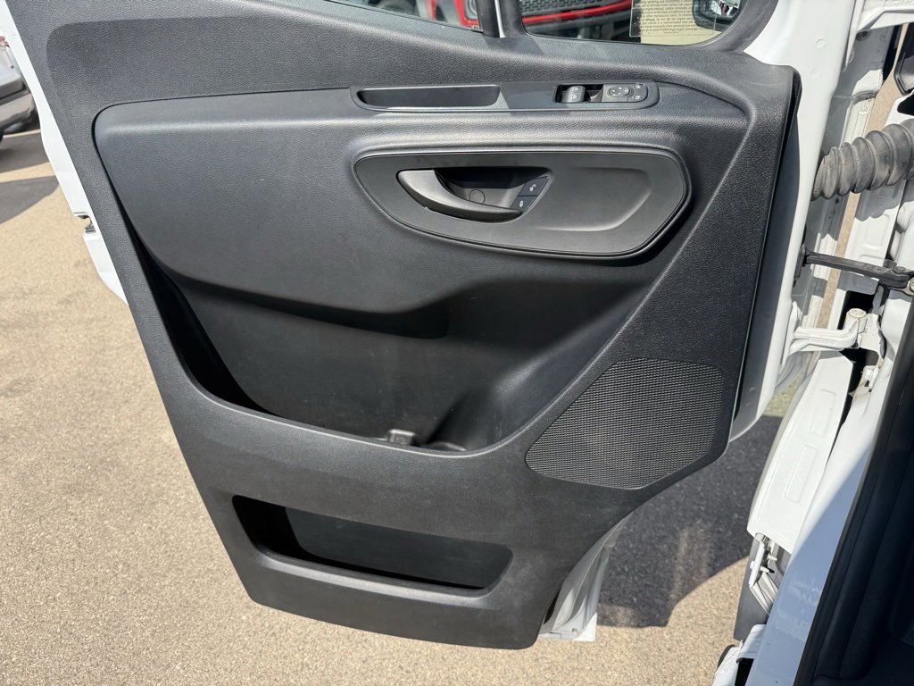 Used 2019 Freightliner Sprinter 2500 image 38