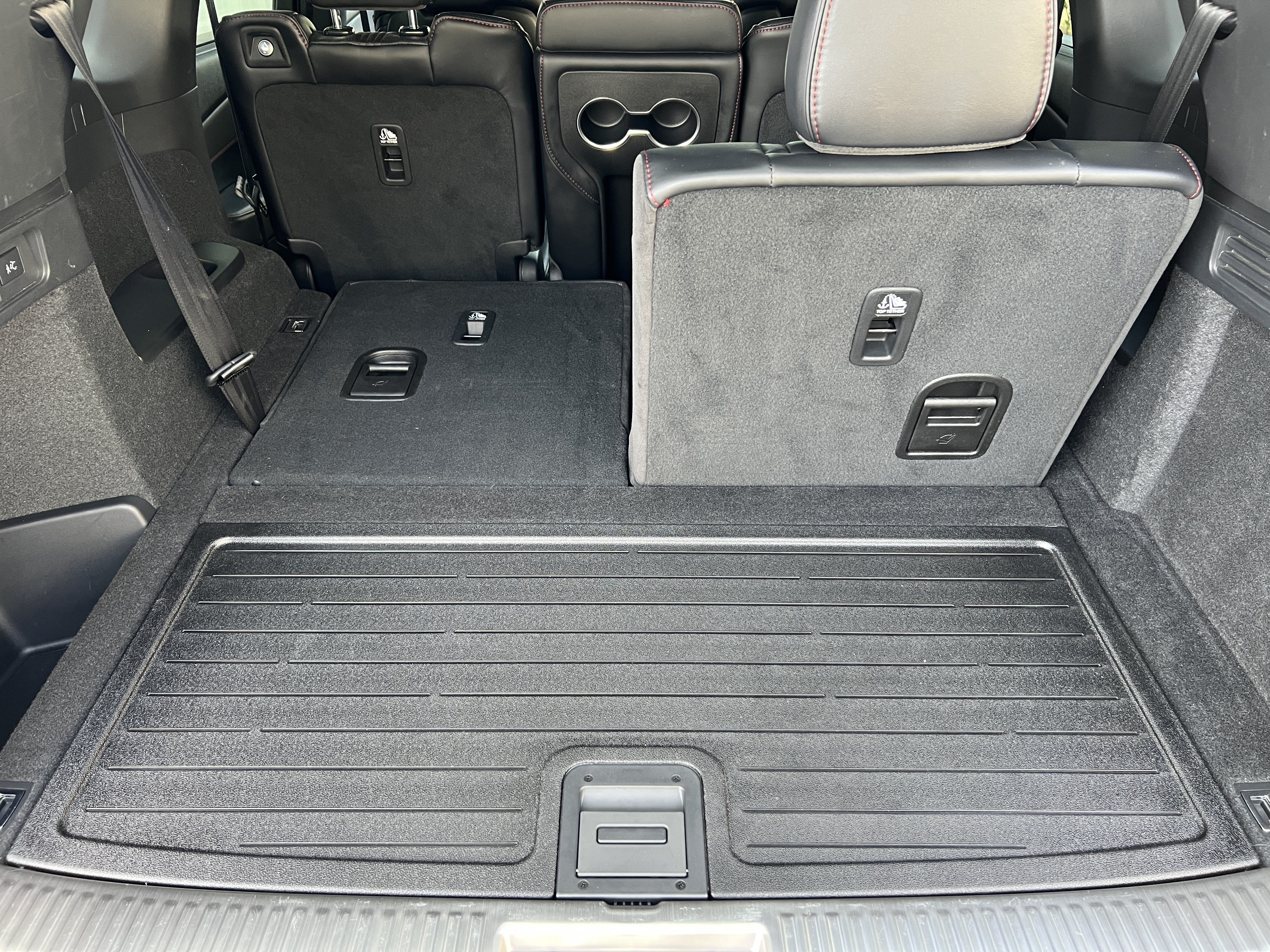 Used 2025 Acura MDX A-Spec w/ Advance Package AWD/4WD image 18