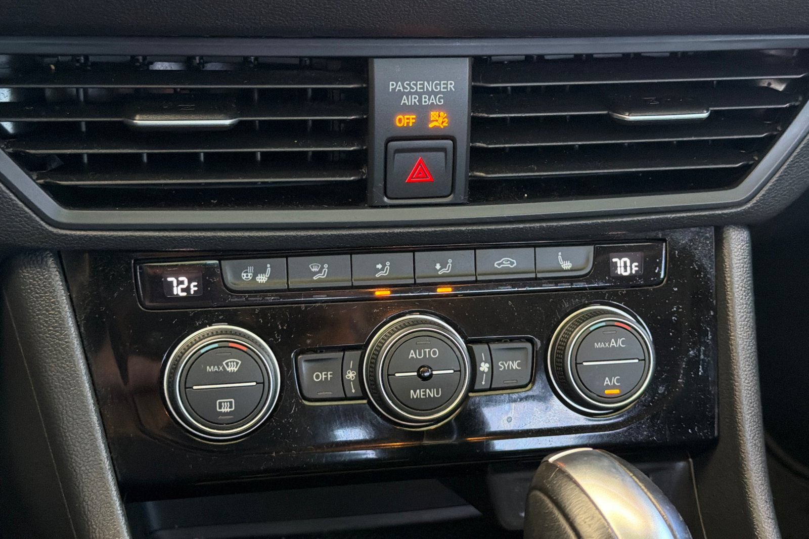 Used 2021 Volkswagen Jetta SE FWD image 21