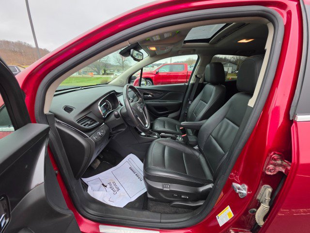 Used 2019 Buick Encore Essence w/ Experience Buick Package image 29