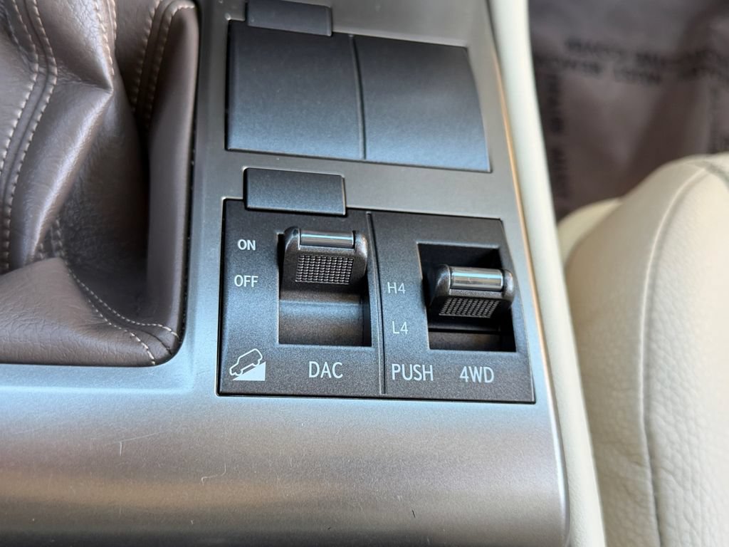 Used 2019 Lexus GX 460 Premium w/ Premium Package AWD/4WD image 30