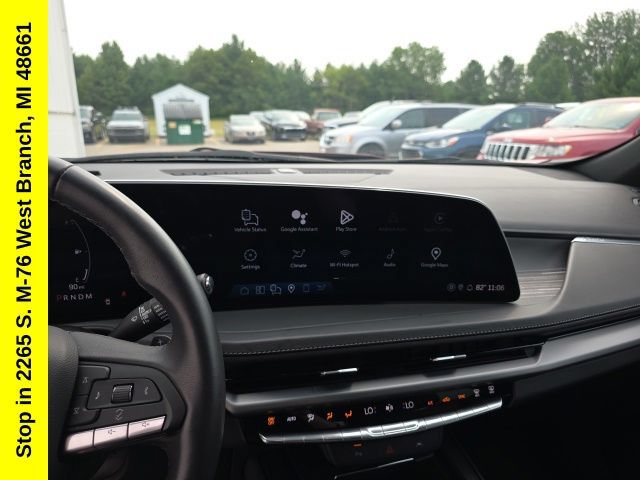Used 2024 Cadillac XT4 Premium Luxury FWD image 19