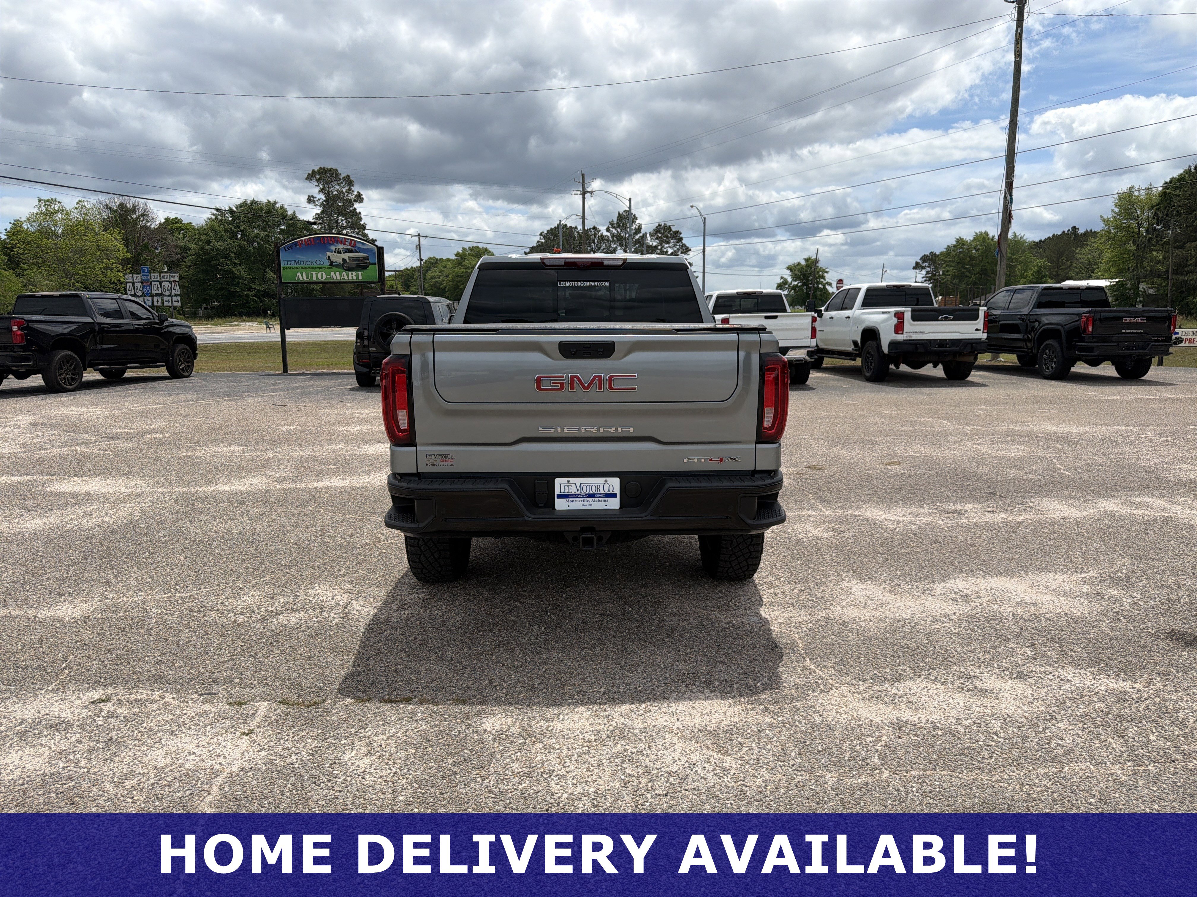 Used 2025 GMC Sierra 1500 AT4X AWD/4WD image 9