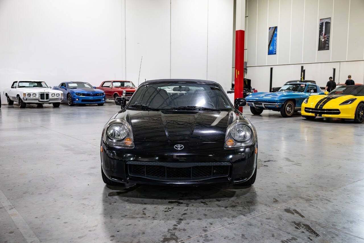 Used 2000 Toyota MR2 RWD image 25