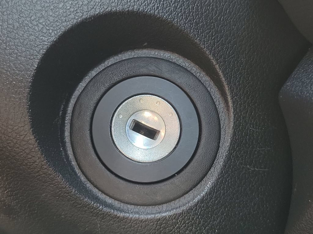 Used 2023 Hyundai Kona SE AWD/4WD image 9