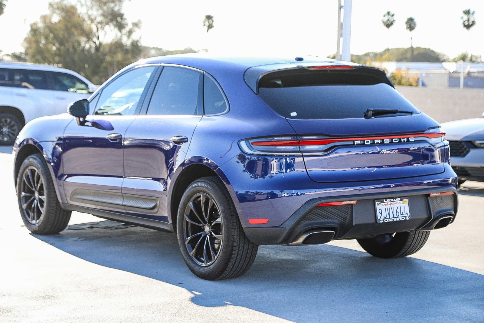 Used 2023 Porsche Macan Base image 5