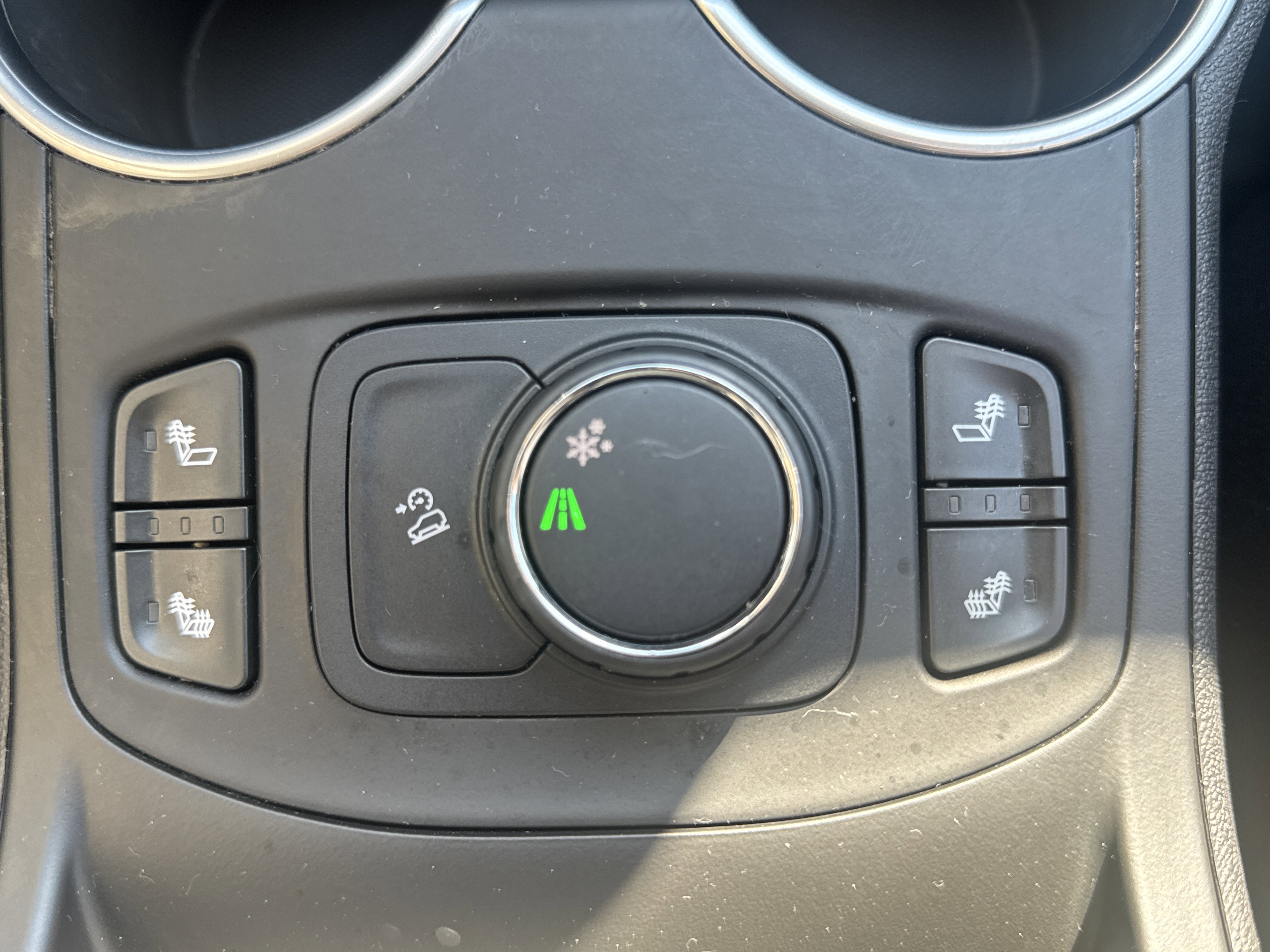 Used 2019 GMC Terrain SLE w/ Driver Convenience Package image 14