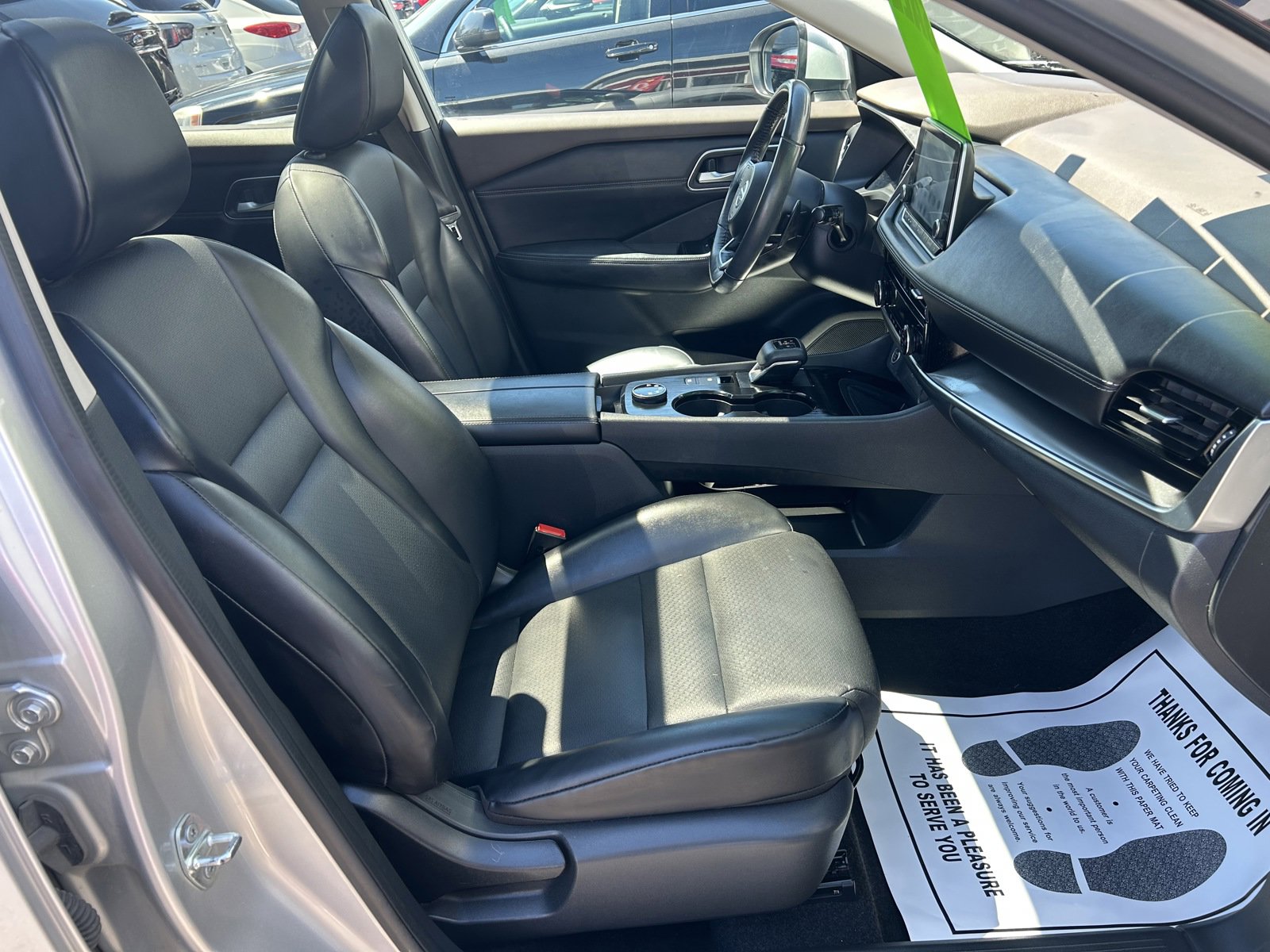 Used 2021 Nissan Rogue SV w/ Premium Package image 28