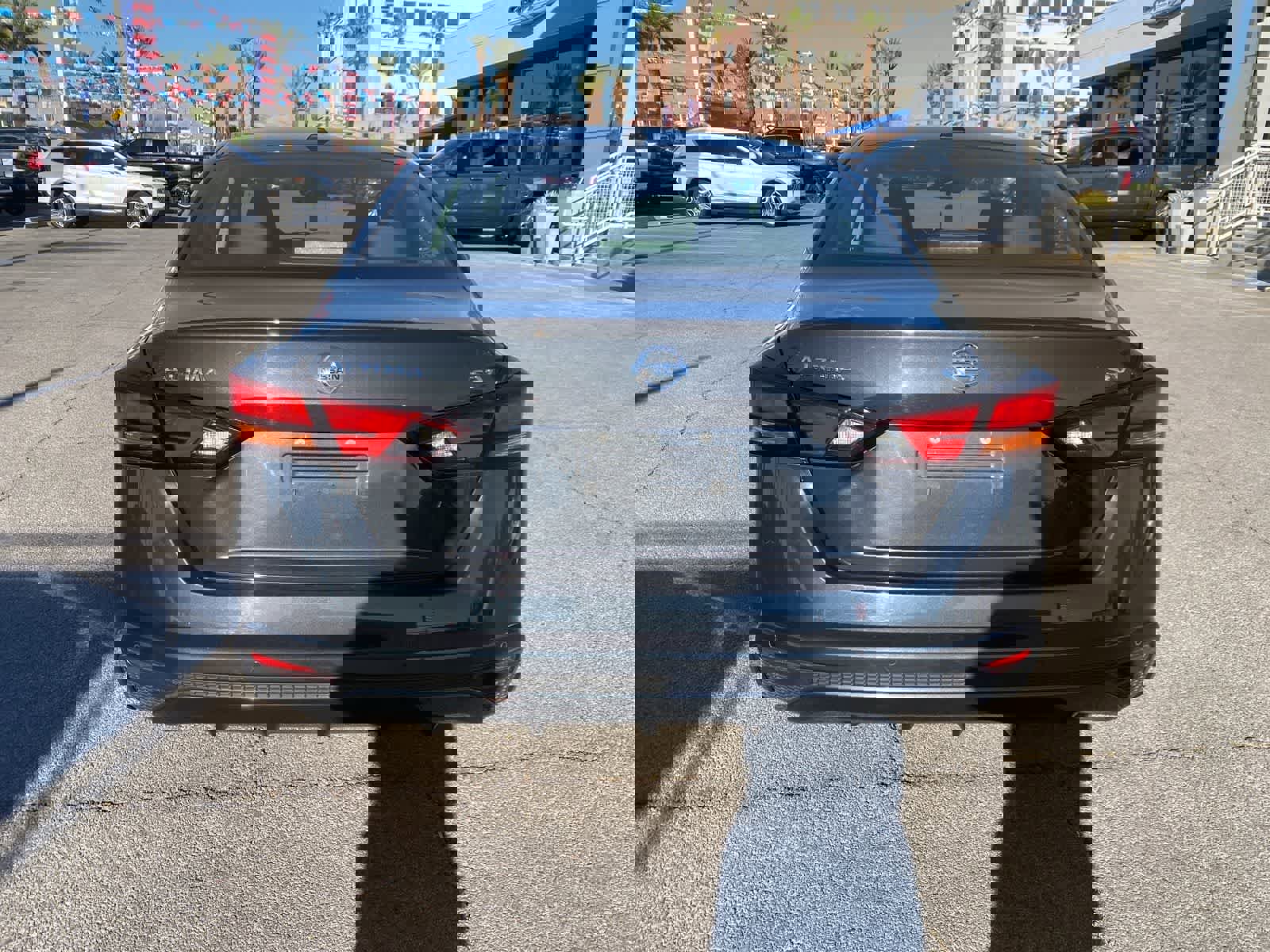 Used 2022 Nissan Altima 2.5 SV image 7