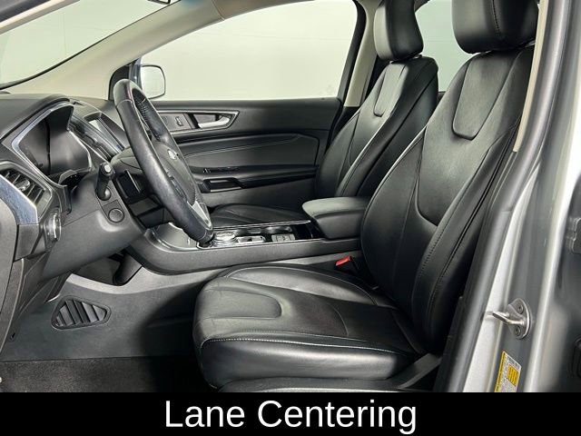 Used 2020 Ford Edge Titanium w/ Equipment Group 301A image 8
