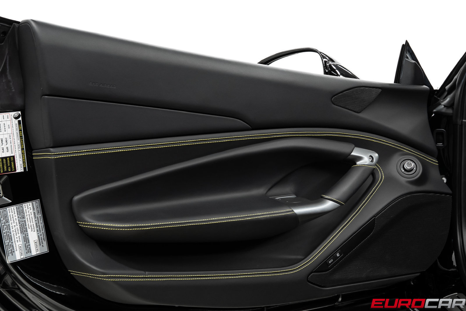 Used 2022 Ferrari F8 Tributo RWD image 29