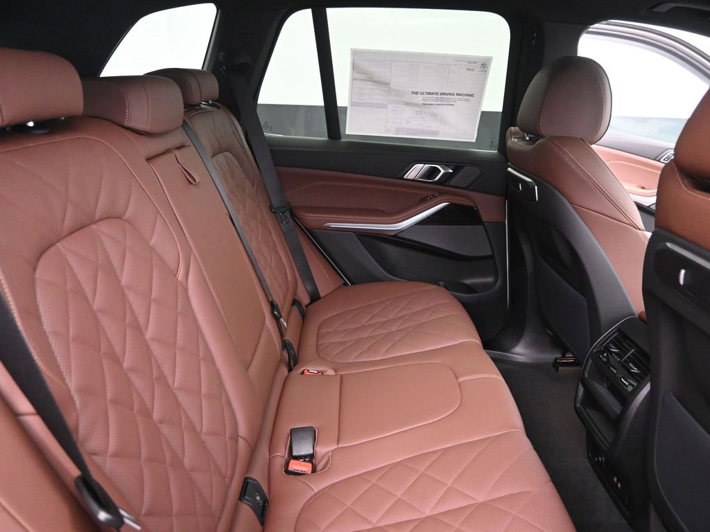New 2026 BMW X5 xDrive50e image 25