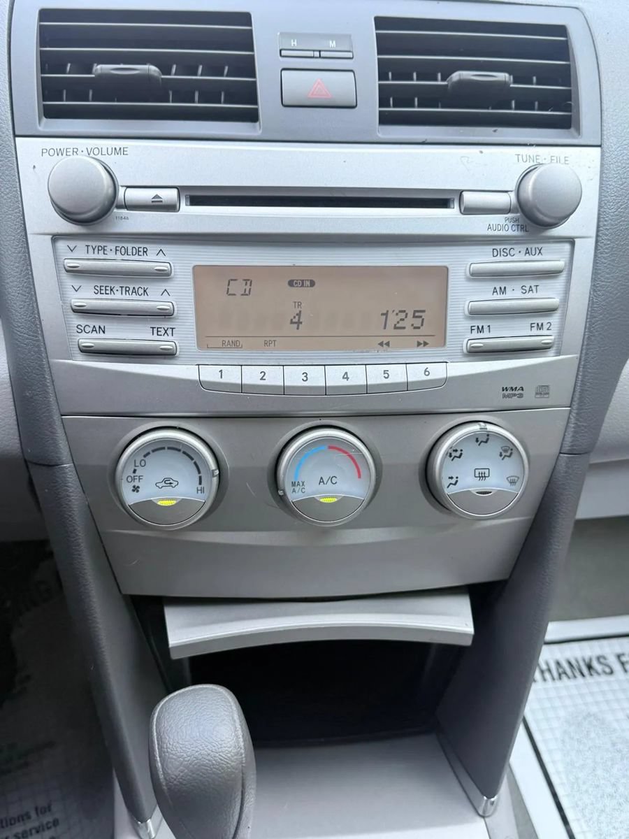 Used 2011 Toyota Camry LE w/ LE Extra-Value Pkg FWD image 16