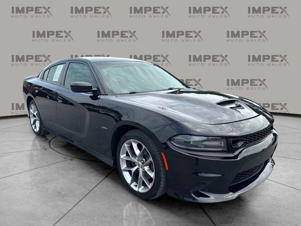 Used 2019 Dodge Charger R/T w/ Plus Group RWD image 4