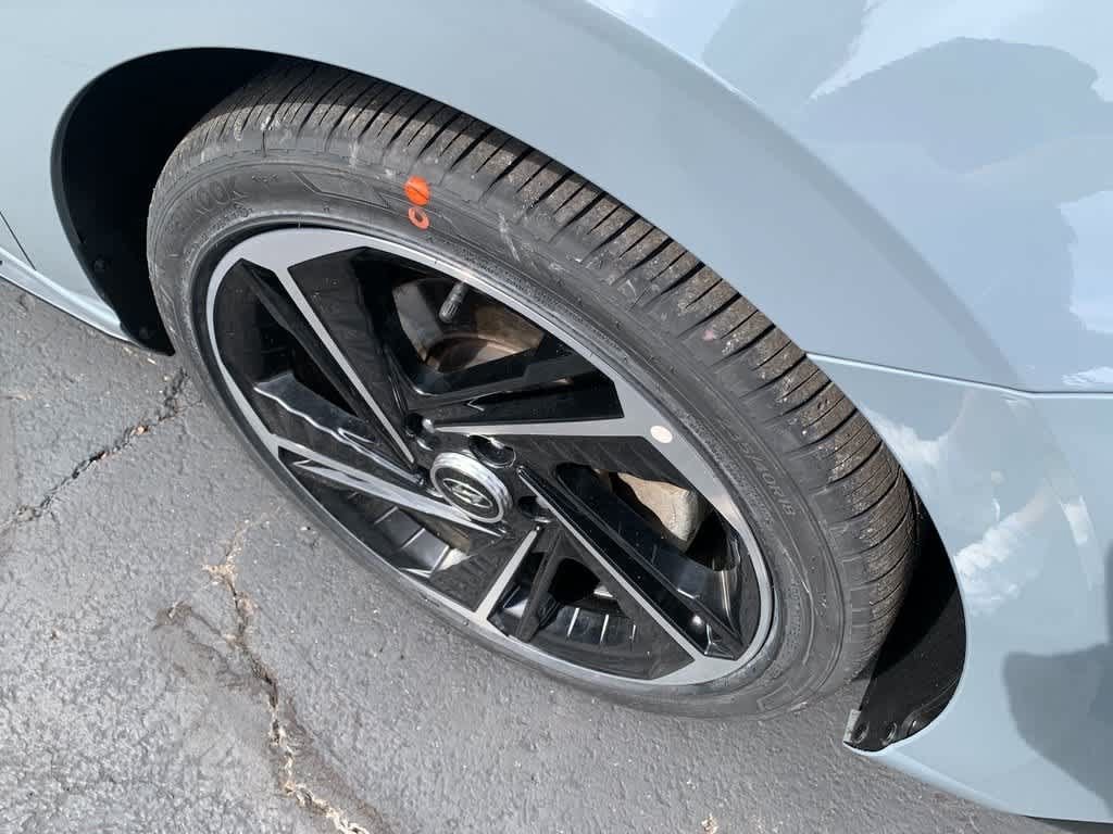 Used 2023 Hyundai Elantra N Line FWD image 9