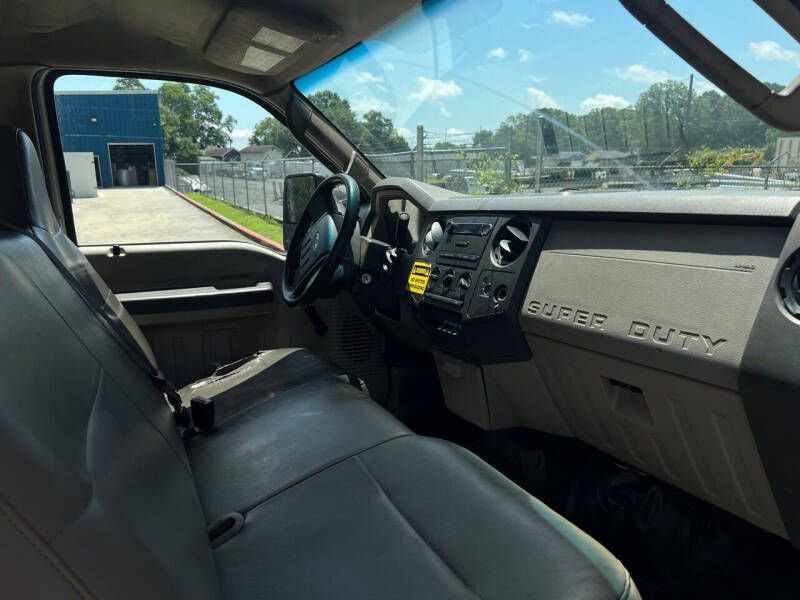 Used 2008 Ford F450 XLT image 8