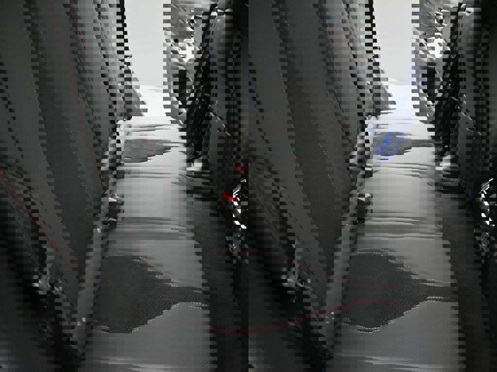 Used 2025 Acura RDX A-Spec image 17