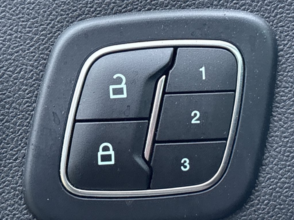 Certified 2023 Ford Escape ST-Line Elite AWD/4WD image 12