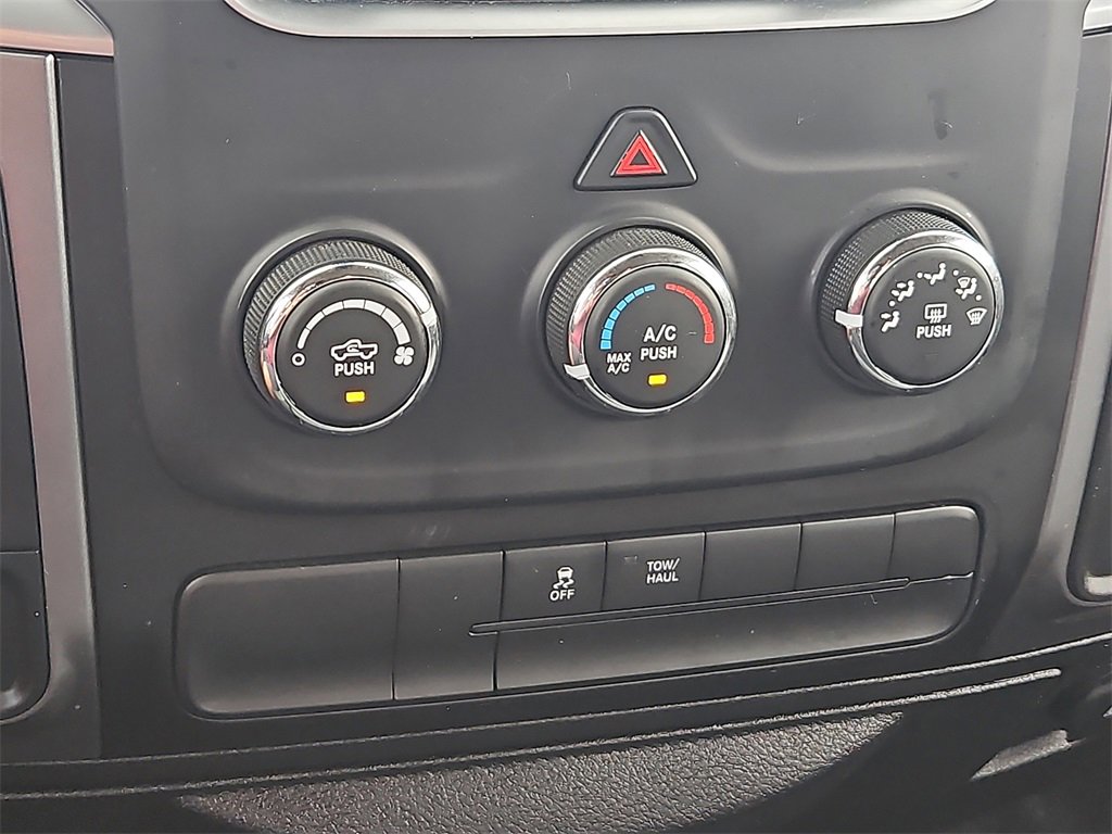 Used 2022 RAM 1500 Classic SLT image 22