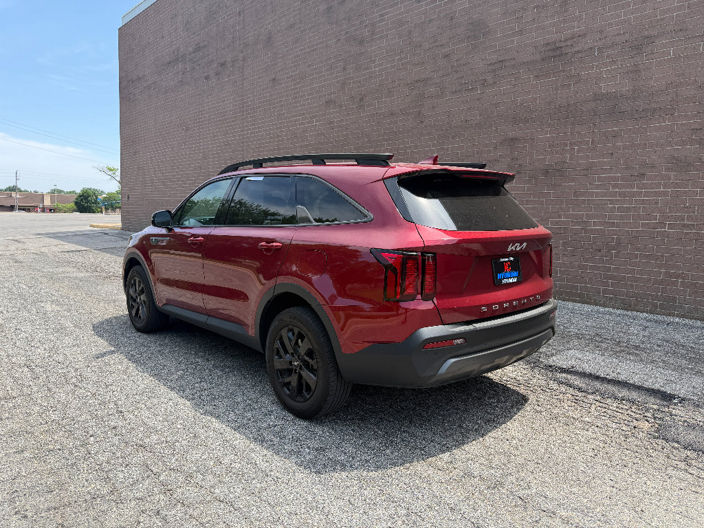 Used 2022 Kia Sorento S AWD/4WD image 4