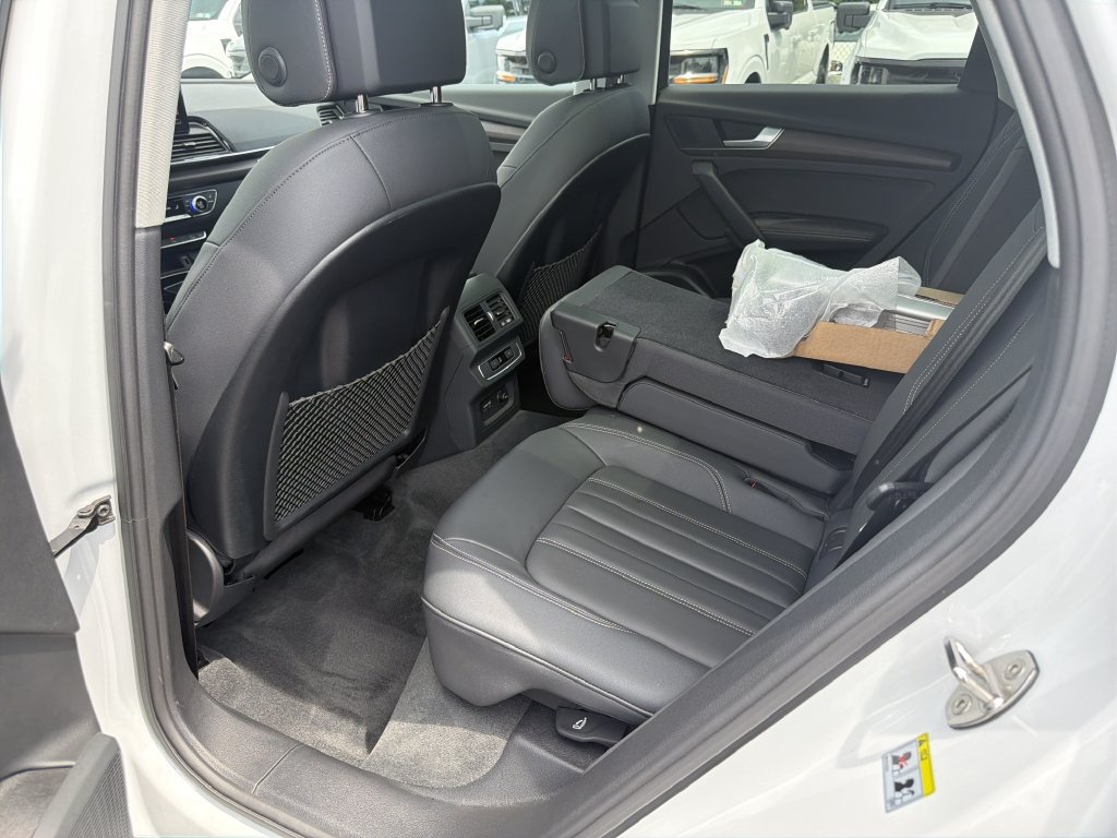 Used 2023 Audi Q5 2.0T Premium Plus w/ Premium Plus Package AWD/4WD image 13