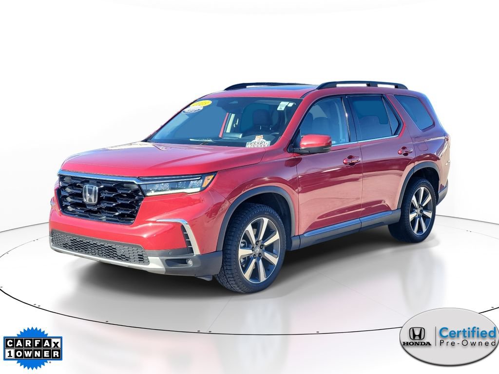 Certified 2023 Honda Pilot Touring image 2