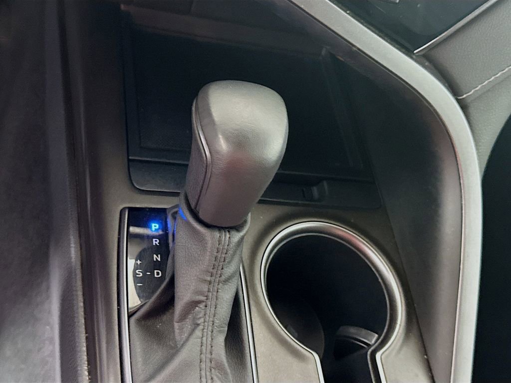 Certified 2023 Toyota Camry SE FWD image 16