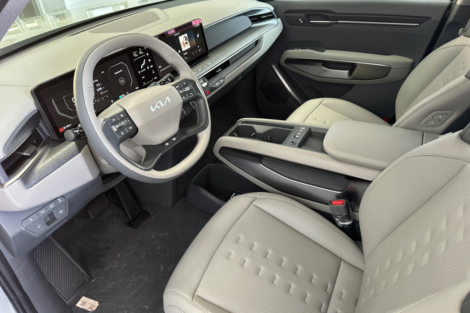 New 2026 Kia EV9 Wind AWD/4WD image 10