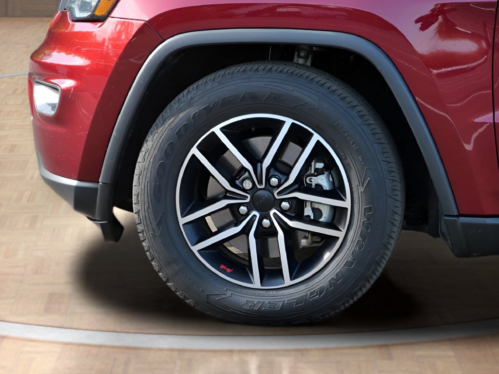Used 2021 Jeep Grand Cherokee Trailhawk w/ Trailhawk Luxury Group AWD/4WD image 9