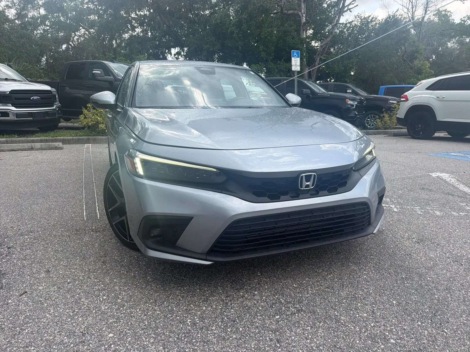 Used 2022 Honda Civic Sport Touring image 5