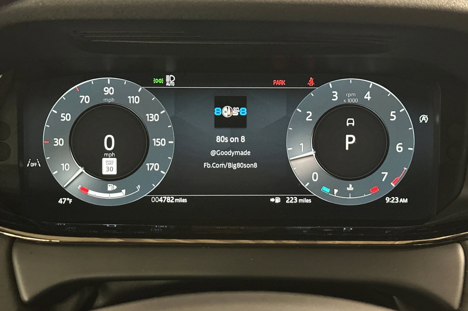 Used 2026 Land Rover Range Rover Evoque S image 19