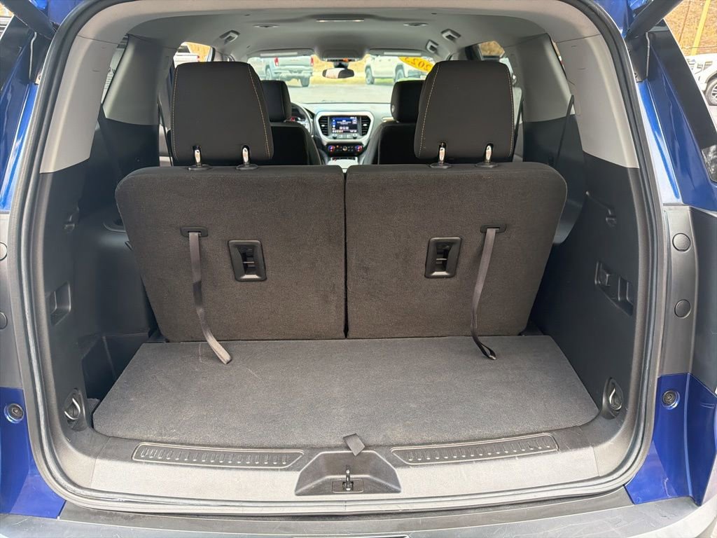 Certified 2023 GMC Acadia SLE w/ Driver Convenience Package image 14