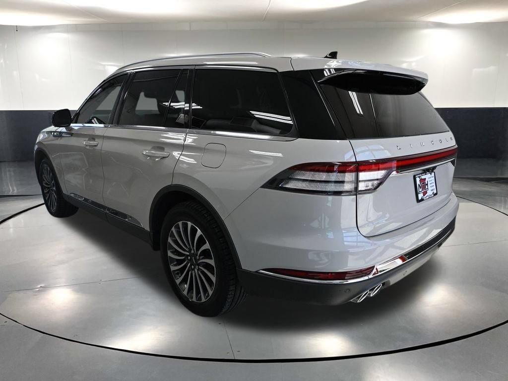 Used 2023 Lincoln Aviator Reserve AWD/4WD image 8