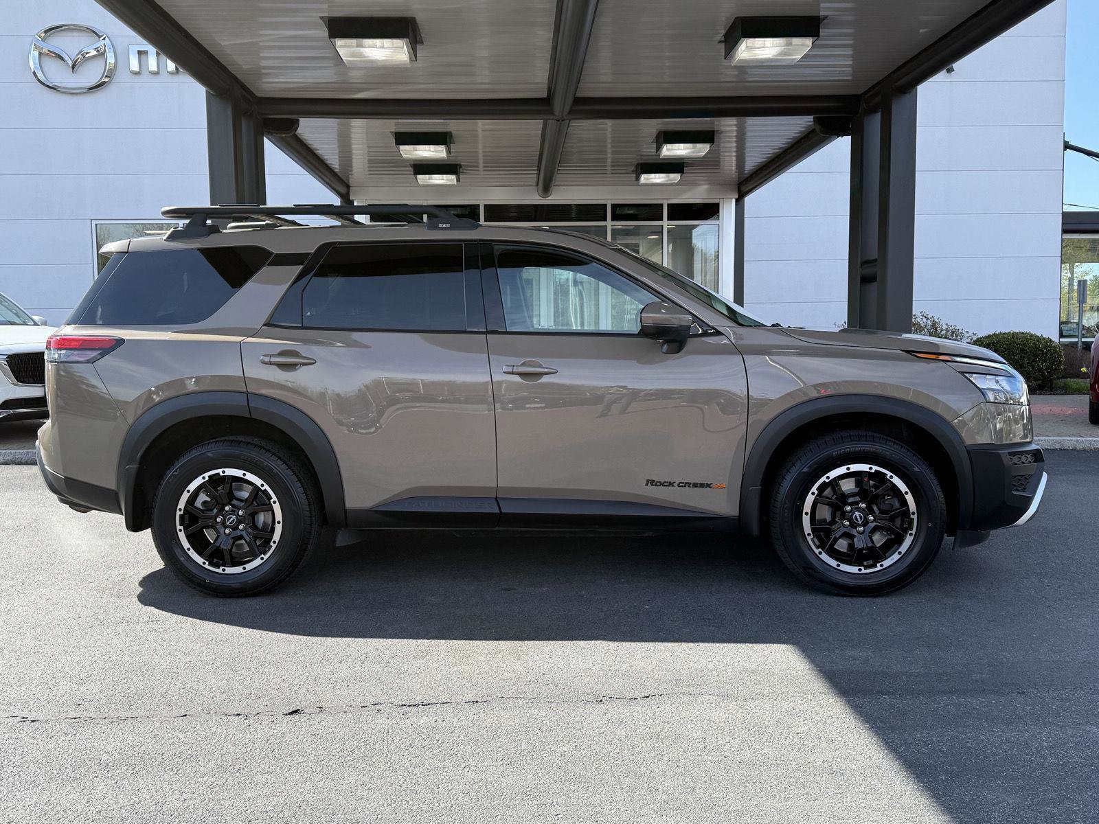 Used 2023 Nissan Pathfinder Rock Creek AWD/4WD image 4