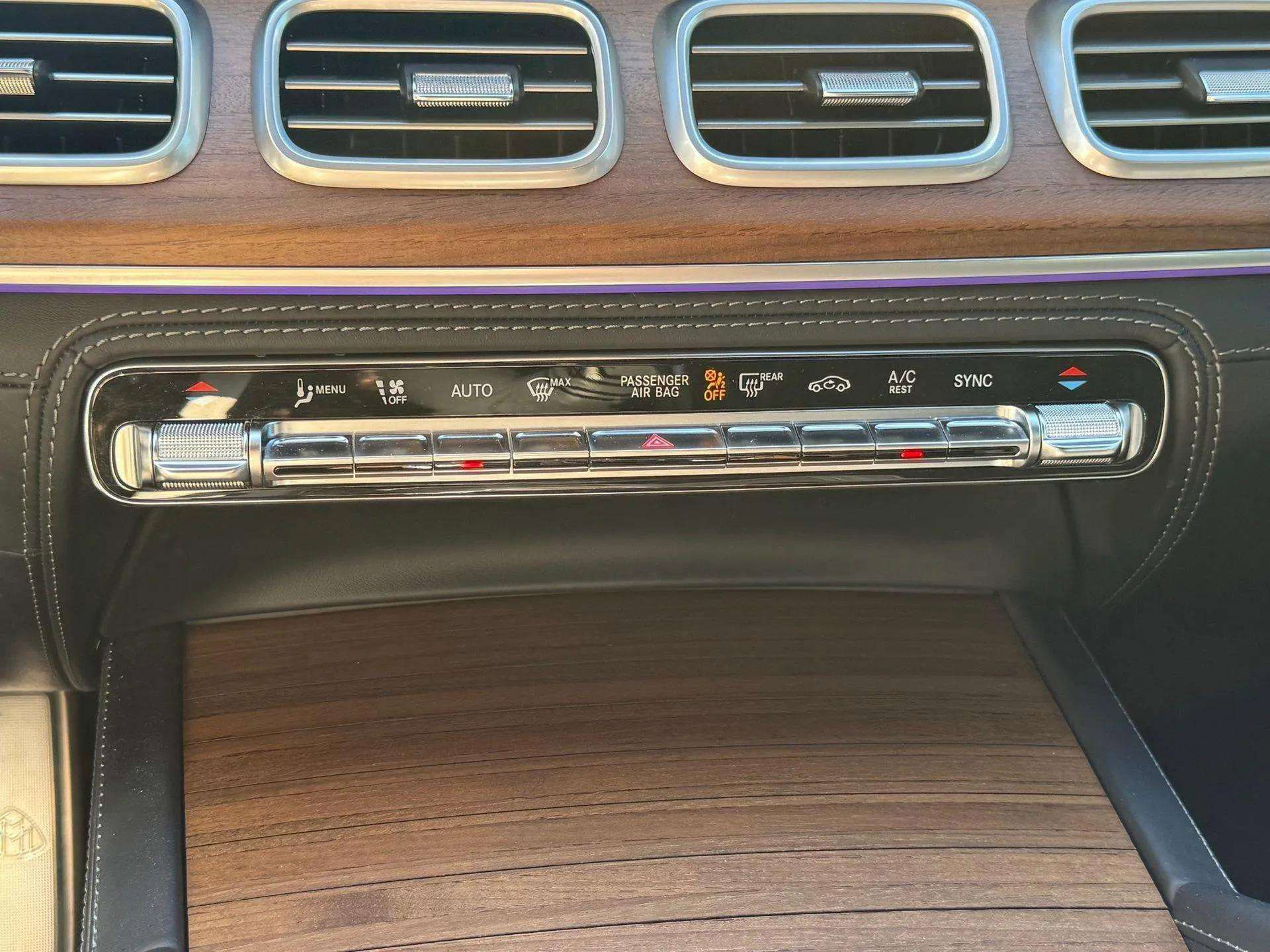 Used 2023 Mercedes-Benz Maybach GLS 600 4MATIC image 38