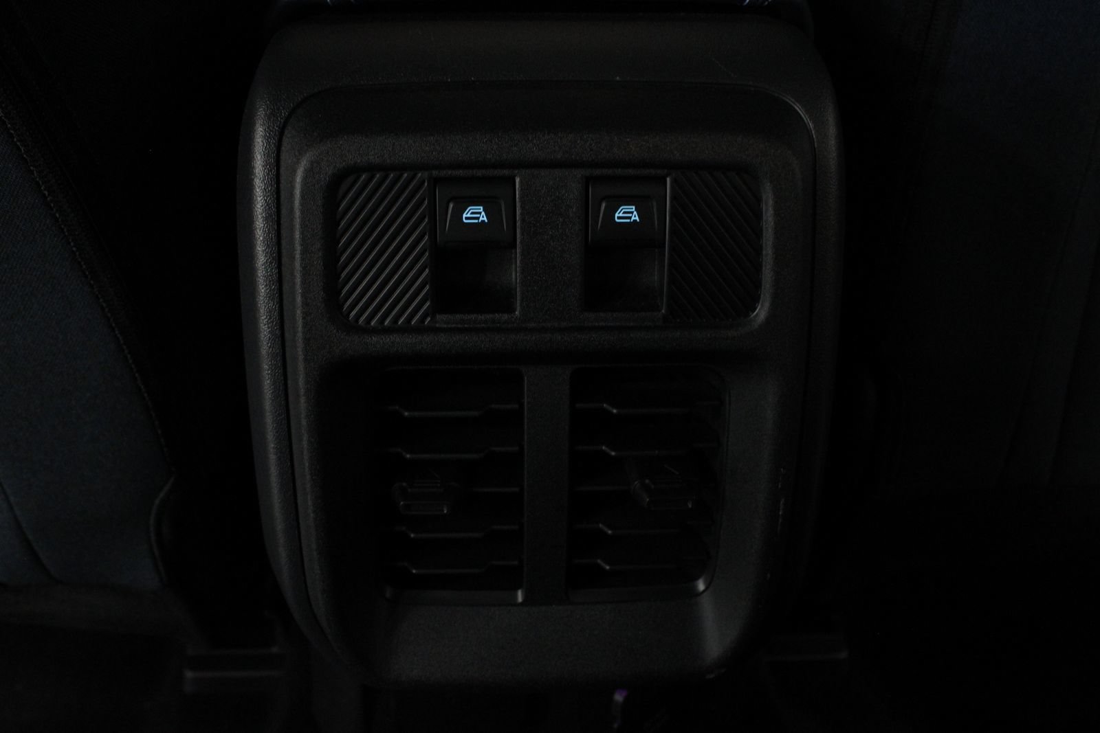 Used 2025 Ford Bronco Heritage Edition AWD/4WD image 25