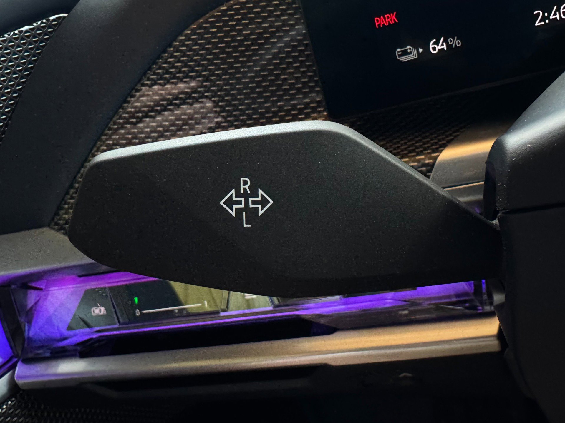 Used 2025 BMW i7 eDrive50 w/ Executive Package image 62