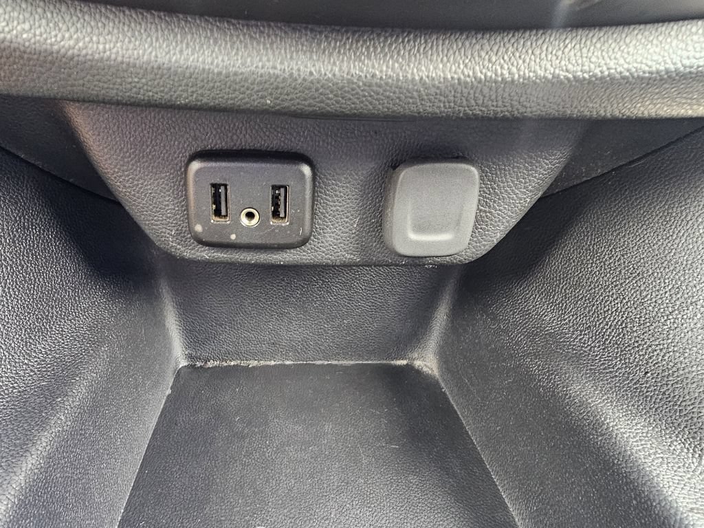 Used 2019 Chevrolet Traverse LT FWD image 62