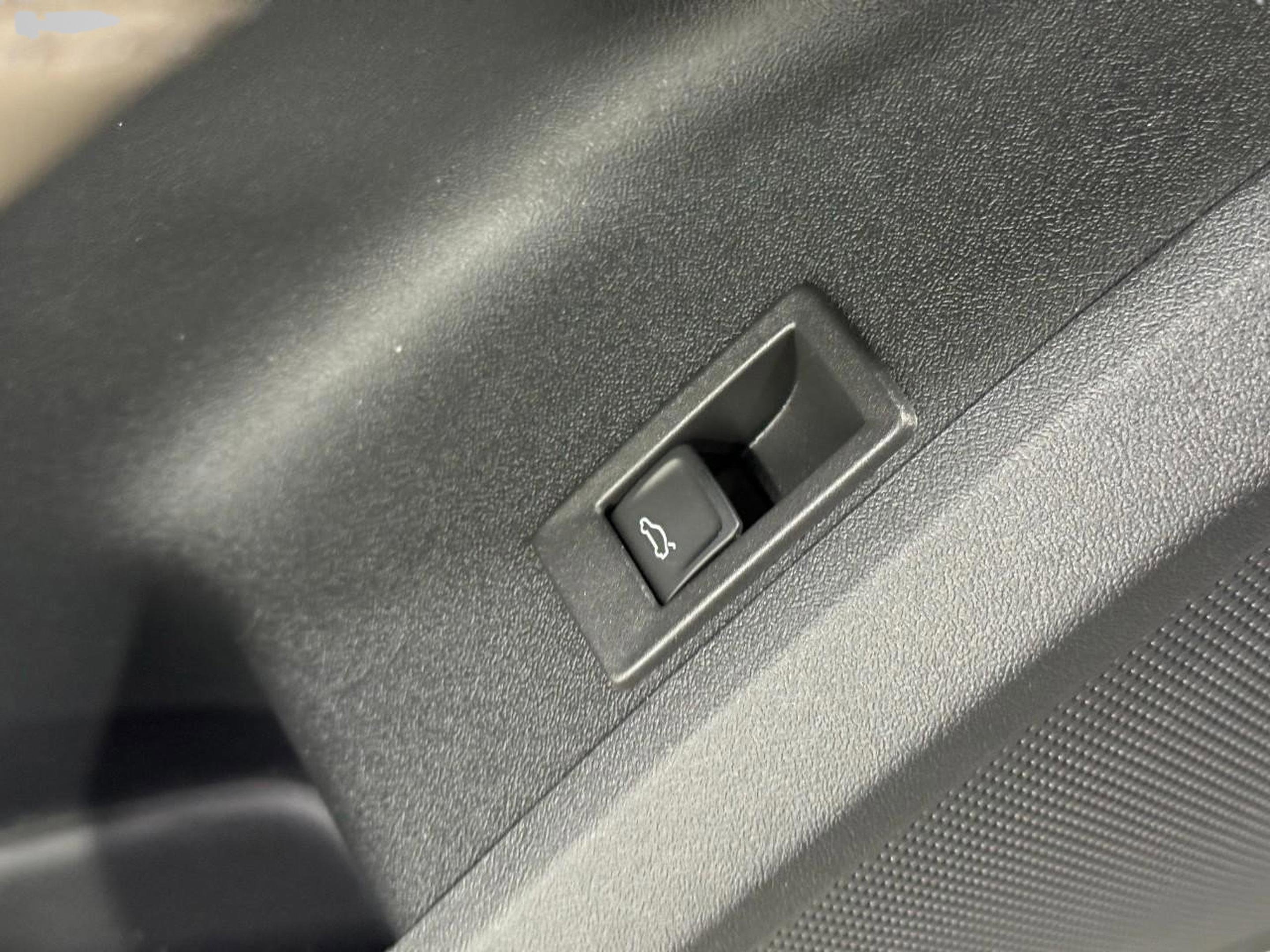 New 2025 Audi Q5 Premium Plus image 25