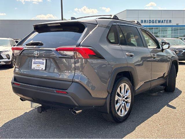 Used 2022 Toyota RAV4 XLE Premium AWD/4WD image 10