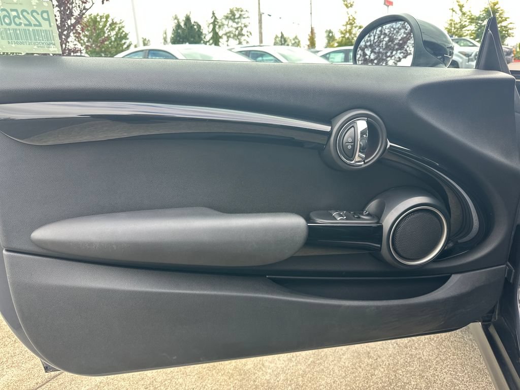 Used 2014 MINI Cooper S FWD image 11