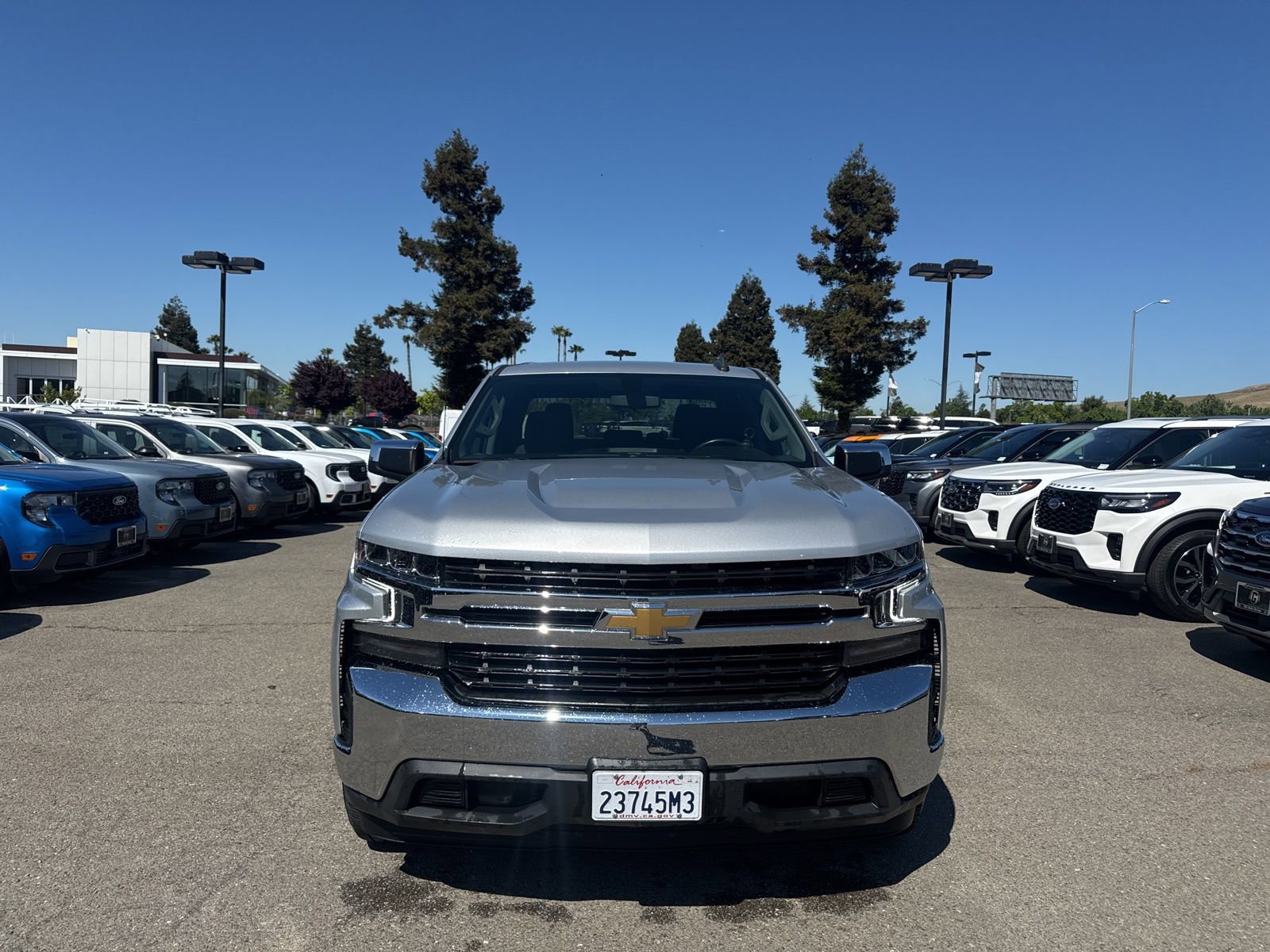 Used 2022 Chevrolet Silverado 1500 LT w/ Bed Protection Package image 3
